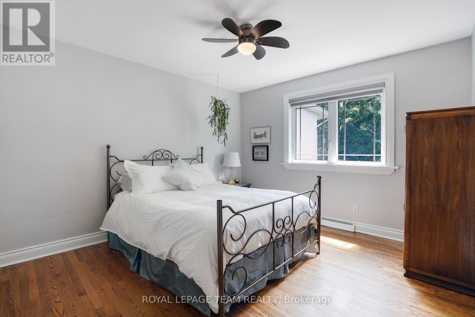 Photo 23 of 1939 Wembley Avenue, Ottawa ON