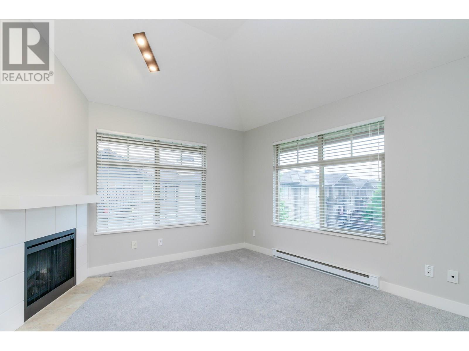 Photo 2 of 423 12238 224 Street, Maple Ridge BC