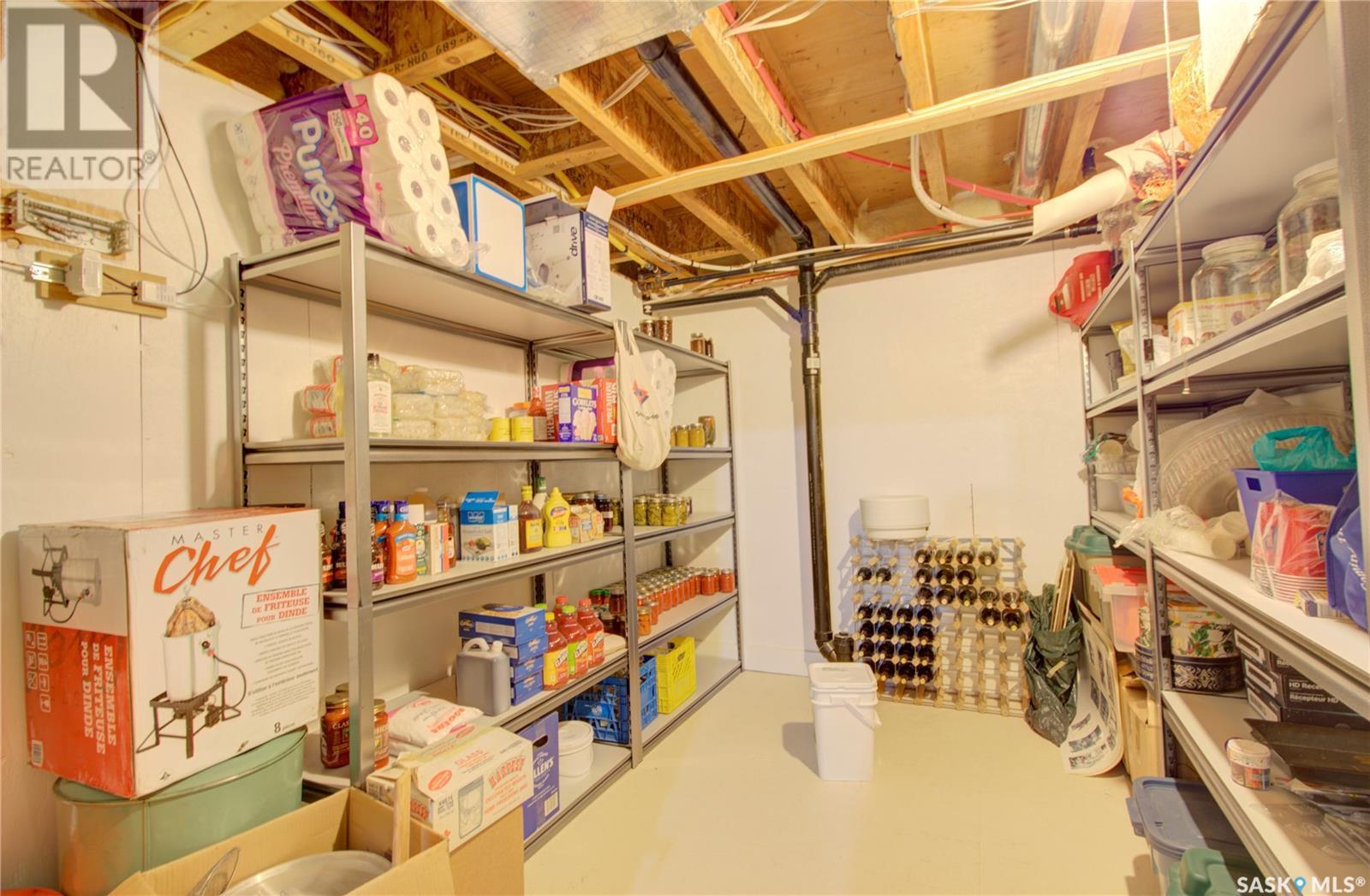 Photo 16 of 91 1st Street E, Coteau Rm No 255 SK