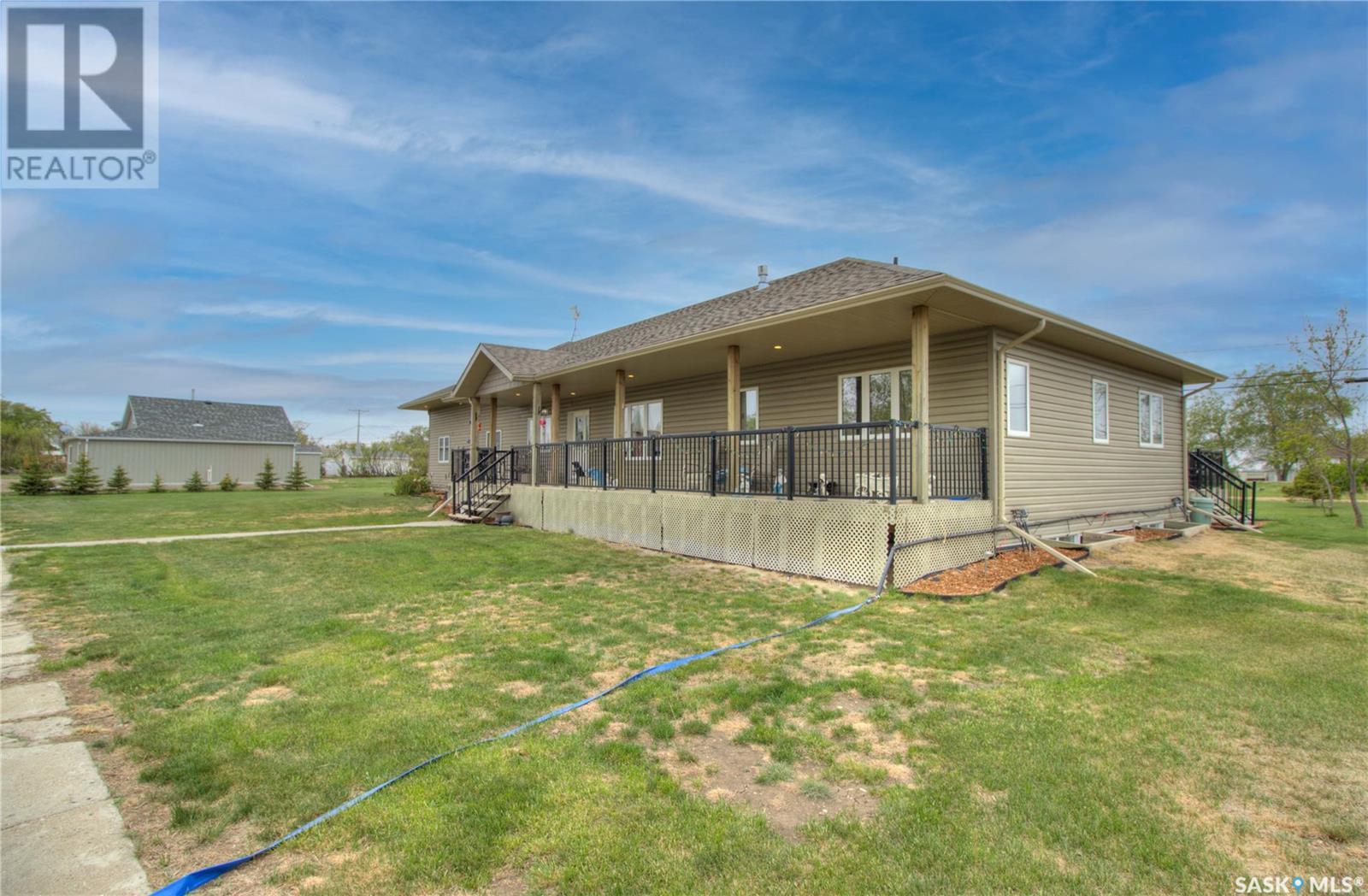 Photo 20 of 91 1st Street E, Coteau Rm No 255 SK