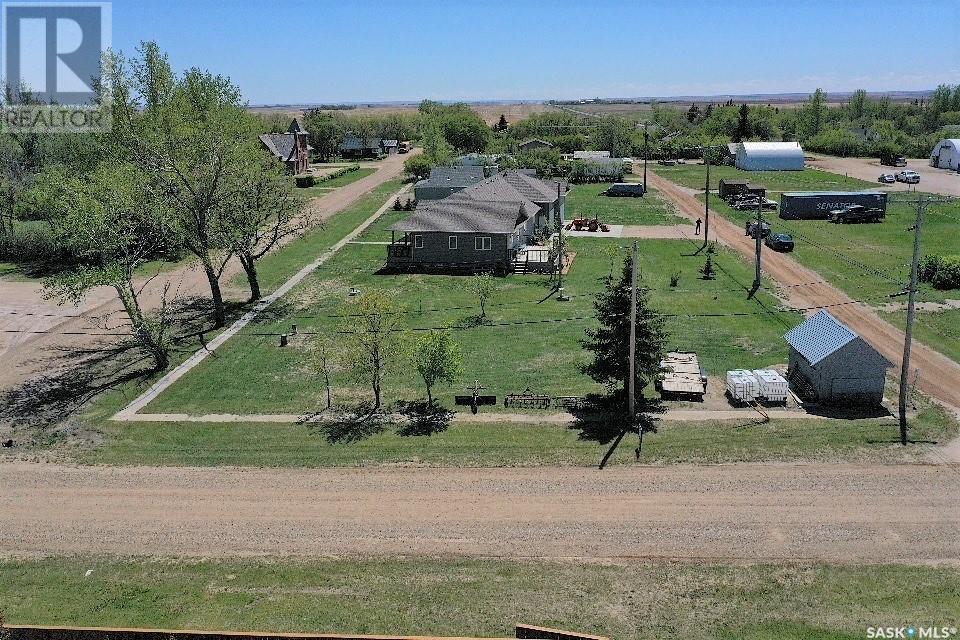 Photo 11 of 91 1st Street E, Coteau Rm No 255 SK