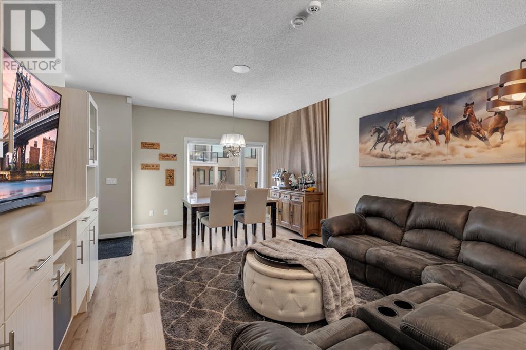 Single Family House for Sale in   Sherwood Square NW Sherwood Calgary 
