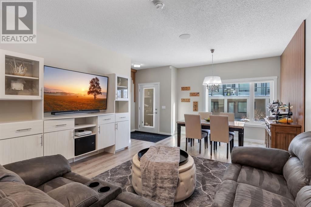 Single Family House for Sale in   Sherwood Square NW Sherwood Calgary 
