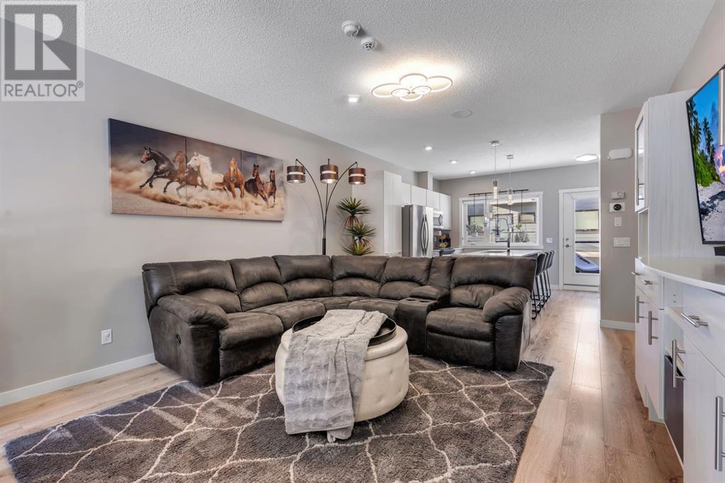 Single Family House for Sale in   Sherwood Square NW Sherwood Calgary 
