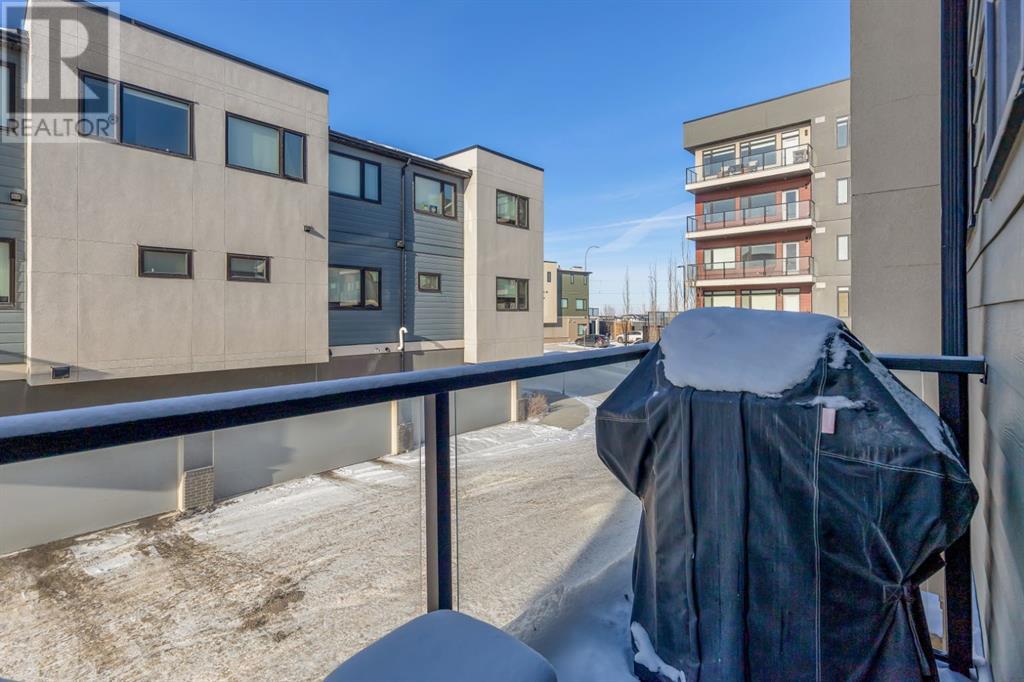 Single Family House for Sale in   Sherwood Square NW Sherwood Calgary 