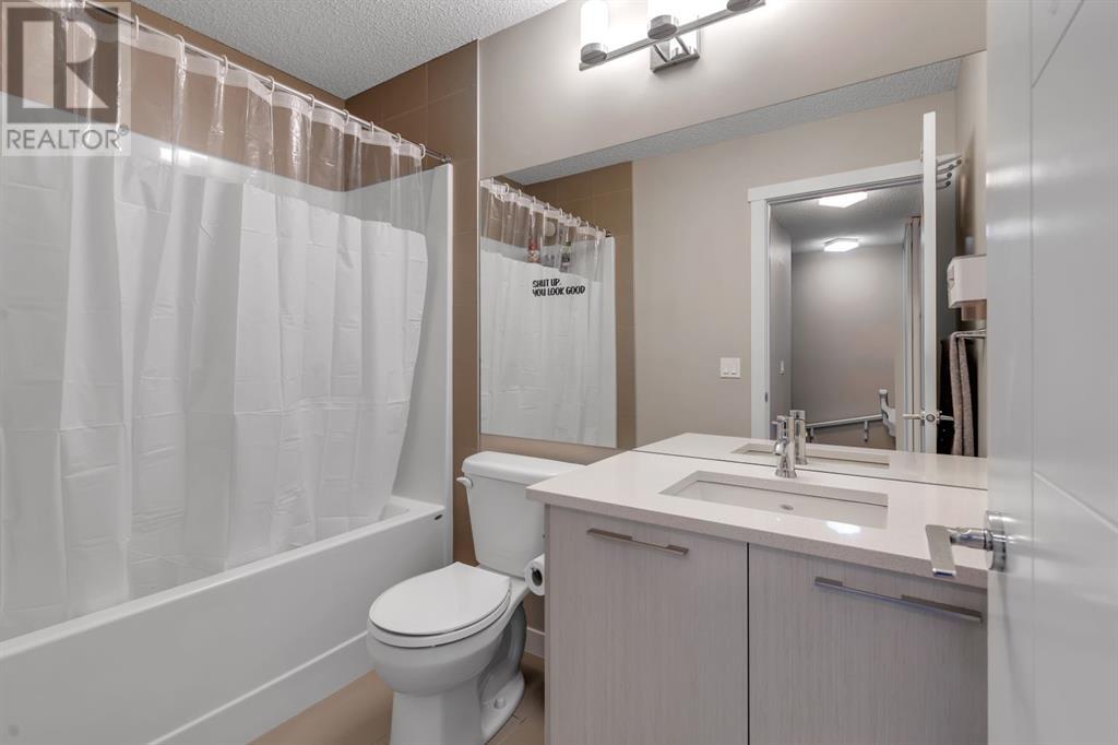 Single Family House for Sale in   Sherwood Square NW Sherwood Calgary 