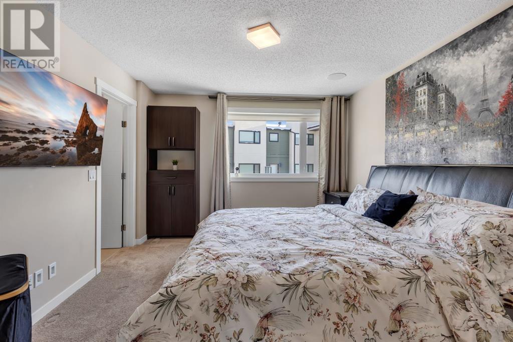 Single Family House for Sale in   Sherwood Square NW Sherwood Calgary 