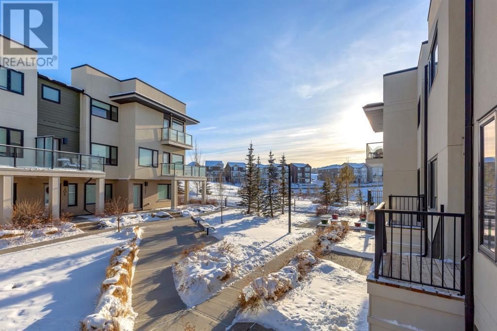 Single Family House for Sale in   Sherwood Square NW Sherwood Calgary 