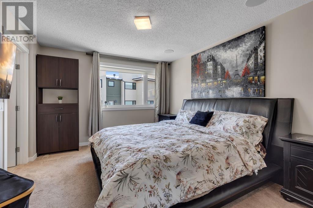 Single Family House for Sale in   Sherwood Square NW Sherwood Calgary 