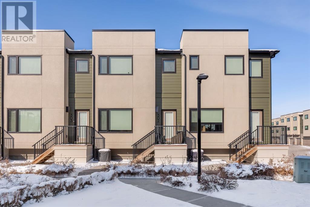 Single Family House for Sale in   Sherwood Square NW Sherwood Calgary 