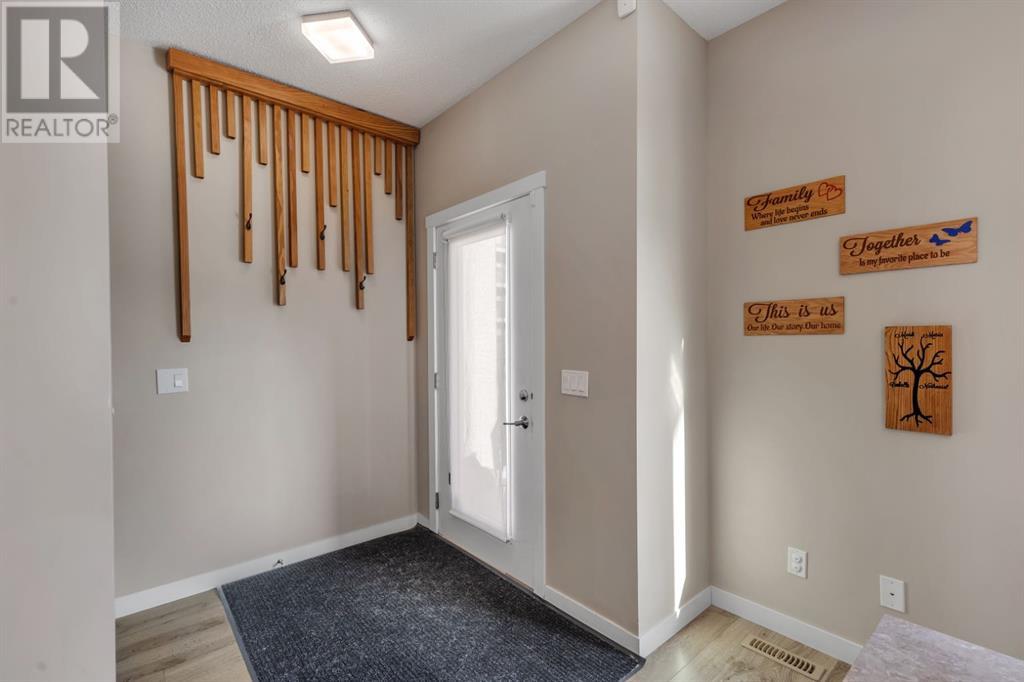 Single Family House for Sale in   Sherwood Square NW Sherwood Calgary 