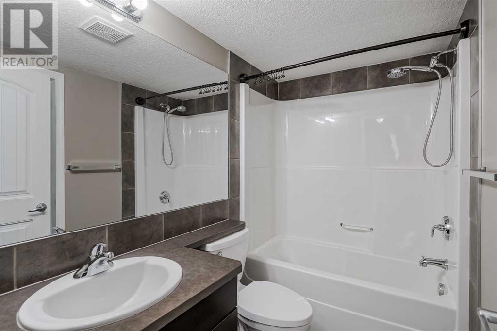 Single Family House for Sale in   Country Village Manor NE Country Hills Village Calgary 