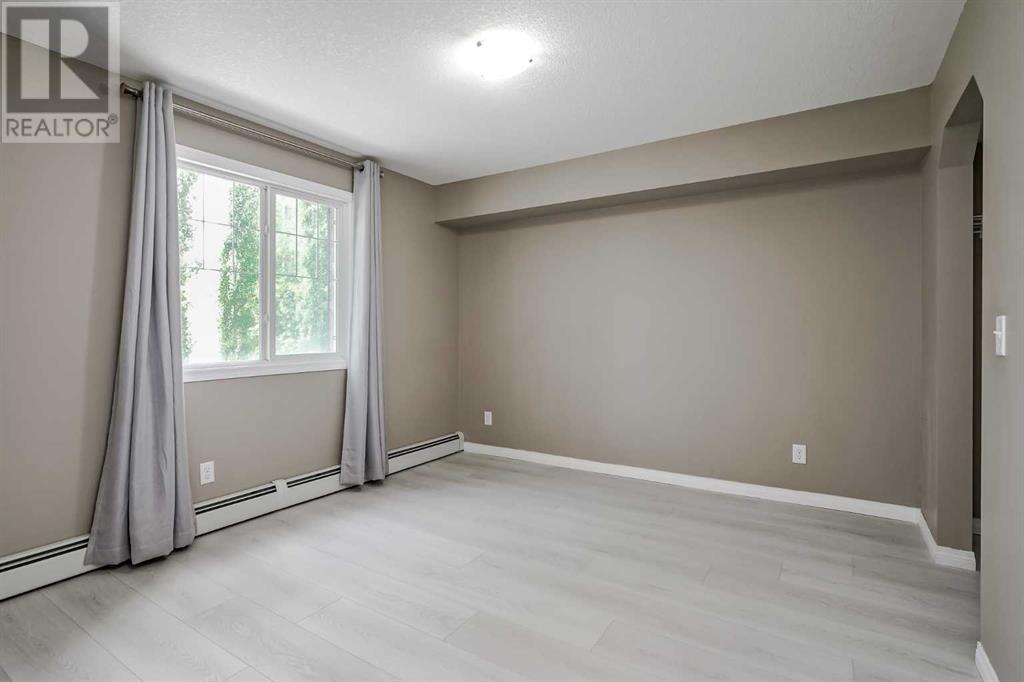 Single Family House for Sale in   Country Village Manor NE Country Hills Village Calgary 