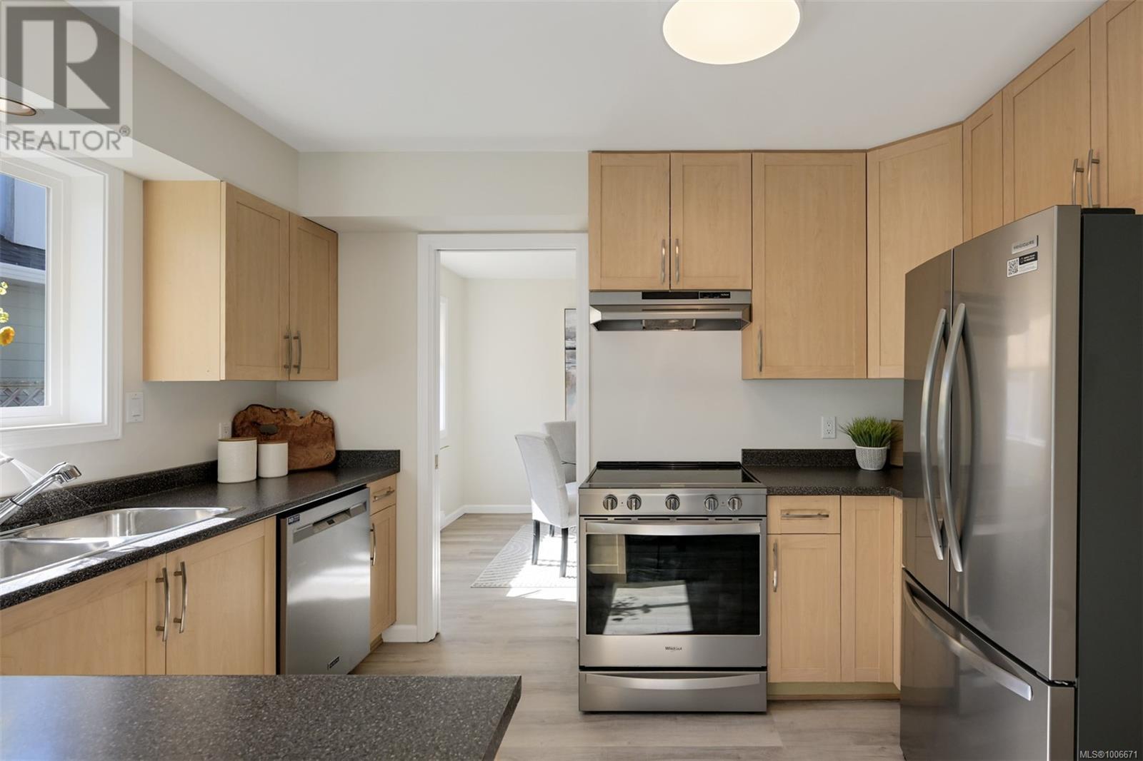  9661 Seventh Street, Sidney