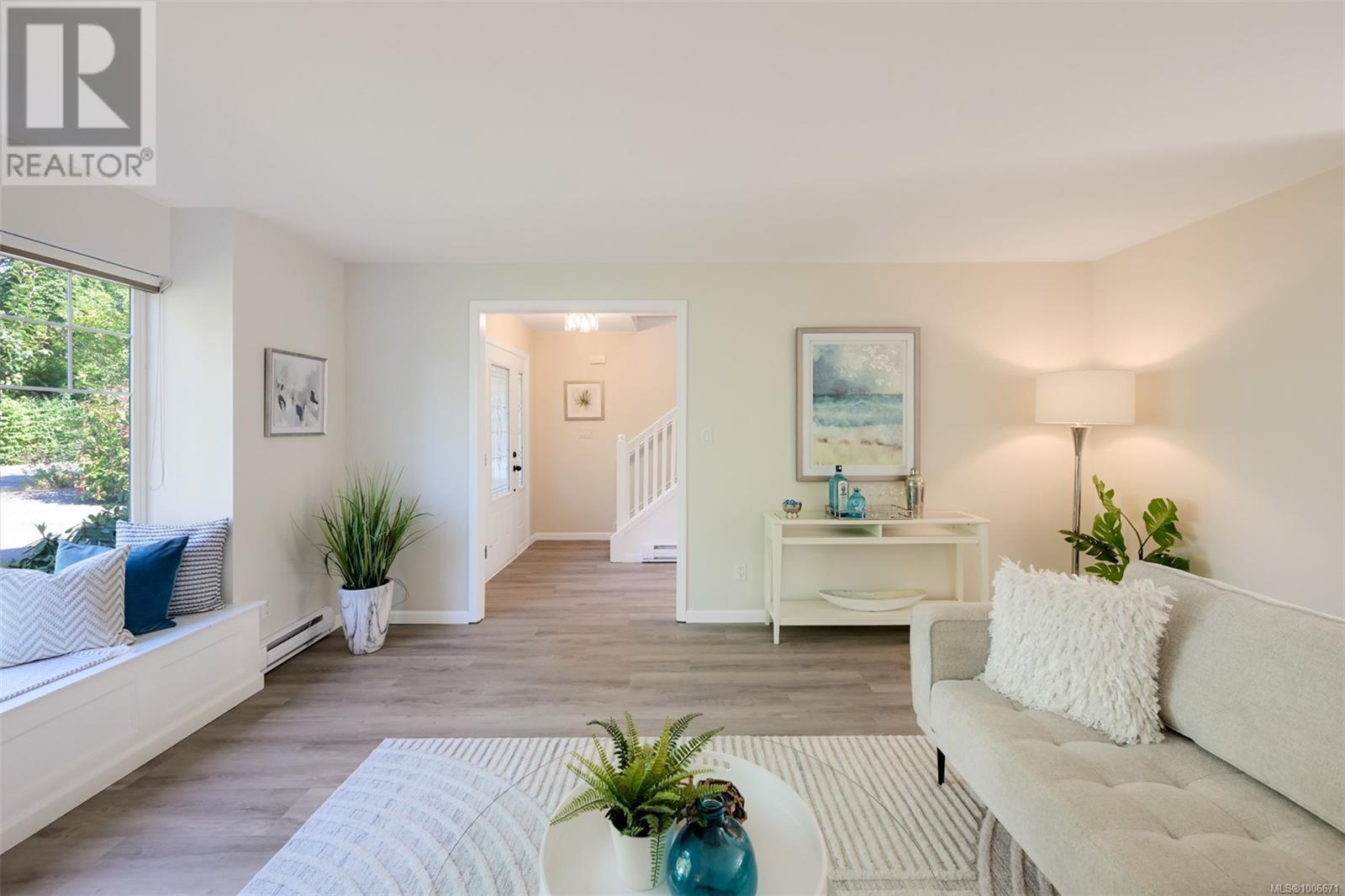  9661 Seventh Street, Sidney