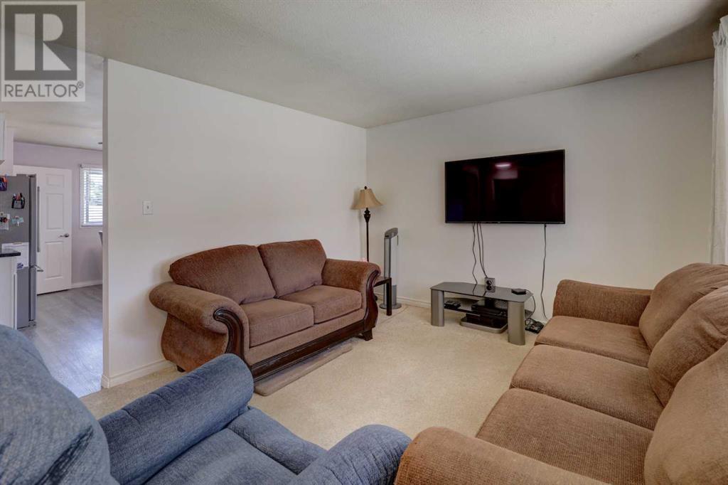 Single Family House Bungalow for Sale in  Huntchester Crescent NE Huntington Hills Calgary 