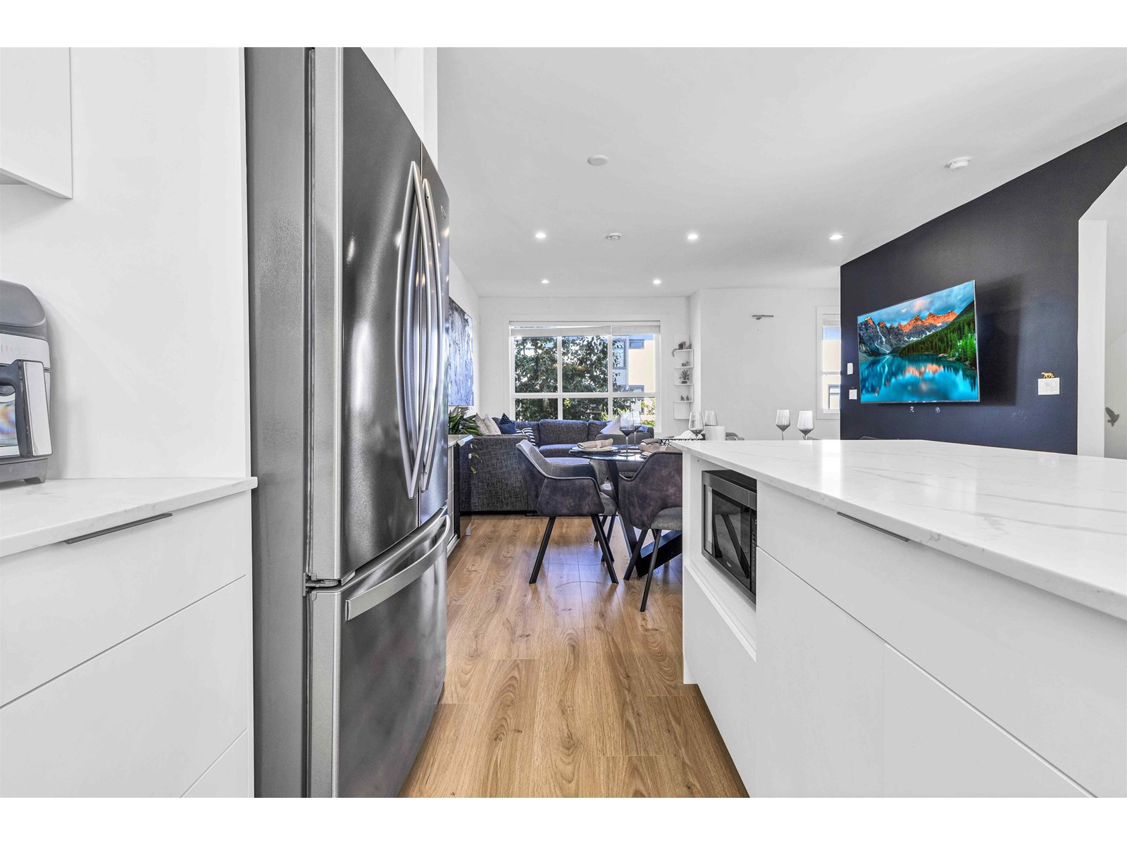 Photo 7 of 37 19255 Aloha Drive, Surrey BC