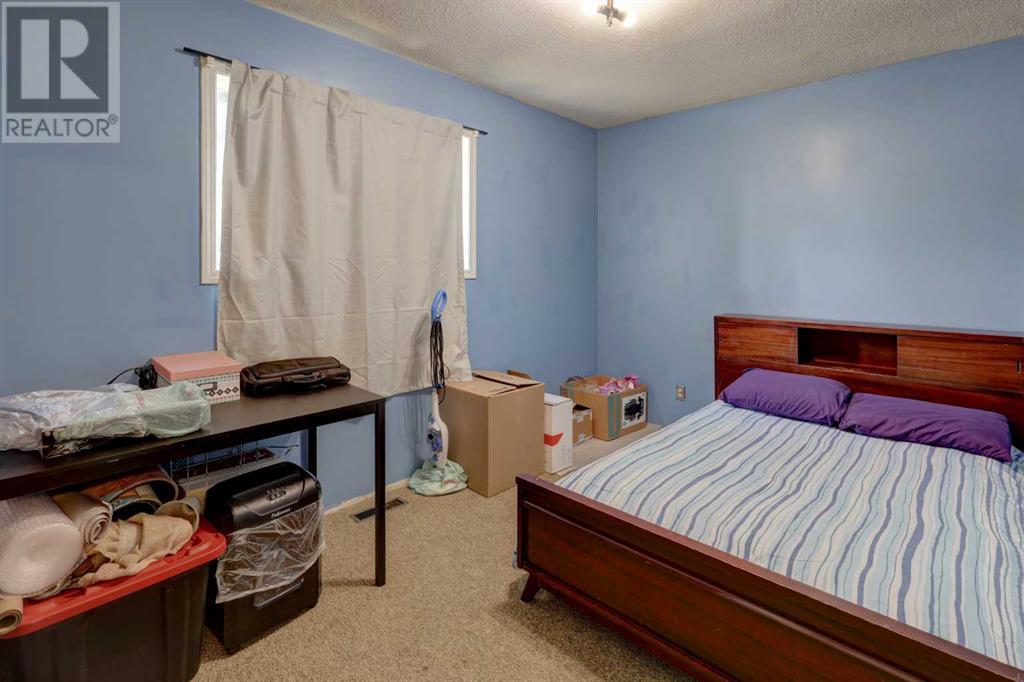 Single Family House Bungalow for Sale in  Huntchester Crescent NE Huntington Hills Calgary 