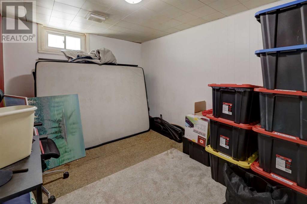 Single Family House Bungalow for Sale in  Huntchester Crescent NE Huntington Hills Calgary 