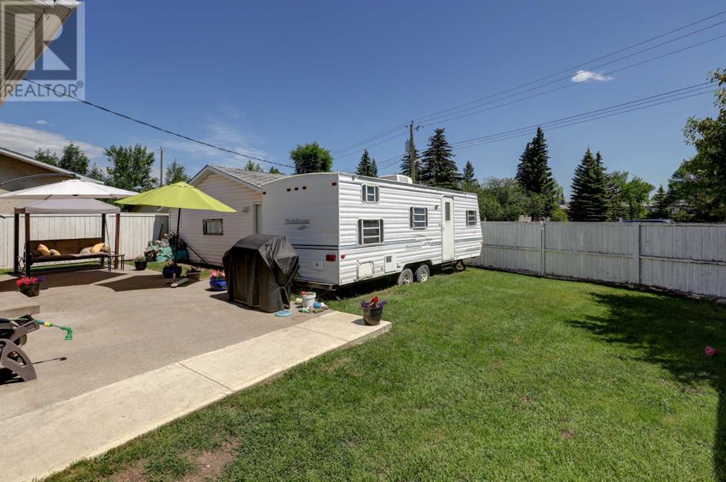 Single Family House Bungalow for Sale in  Huntchester Crescent NE Huntington Hills Calgary 