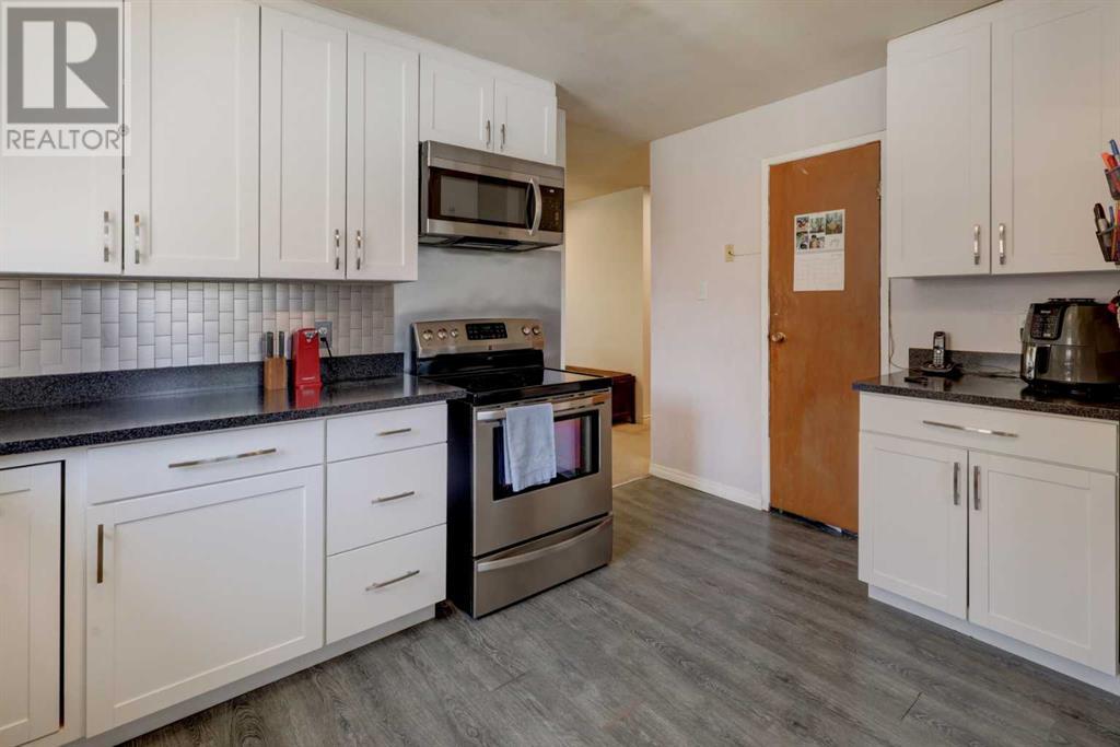 Single Family House Bungalow for Sale in  Huntchester Crescent NE Huntington Hills Calgary 