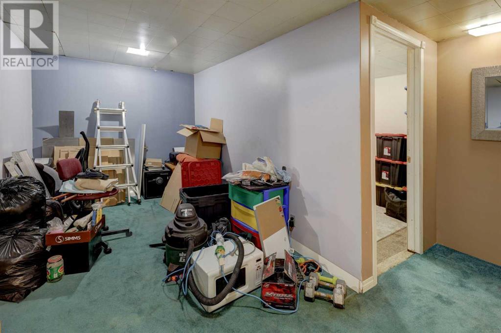 Single Family House Bungalow for Sale in  Huntchester Crescent NE Huntington Hills Calgary 