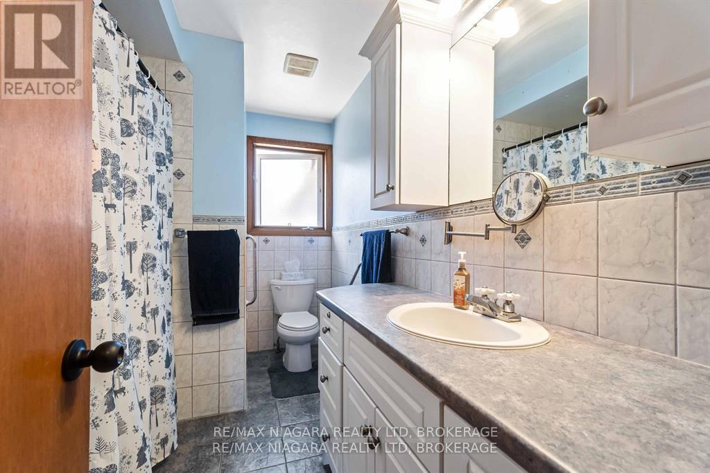 Photo 20 of 6579 Crawford Street, Niagara Falls ON