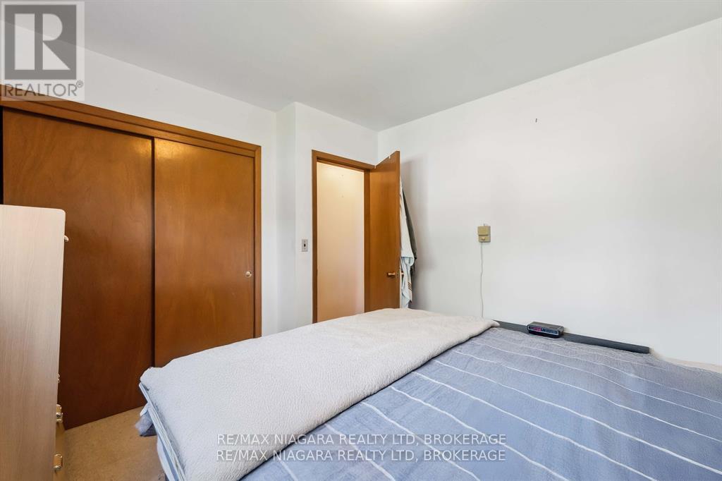 Photo 16 of 6579 Crawford Street, Niagara Falls ON