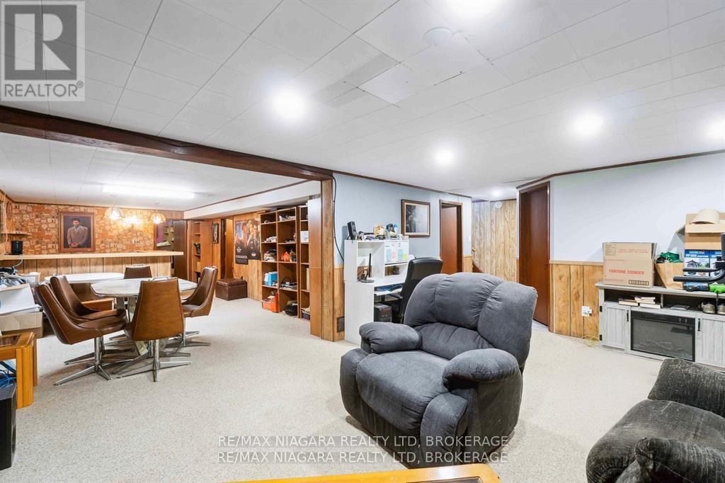 Photo 11 of 6579 Crawford Street, Niagara Falls ON