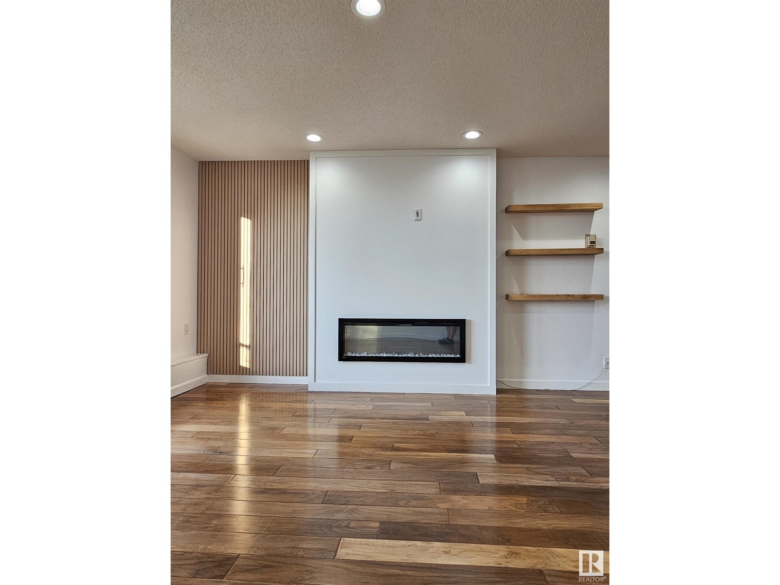 Photo 41 of 907 11307 99 Av Nw, Edmonton AB
