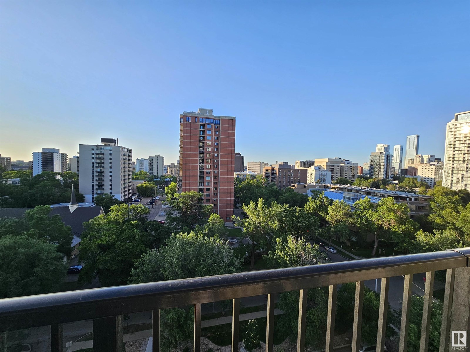 Photo 29 of 907 11307 99 Av Nw, Edmonton AB