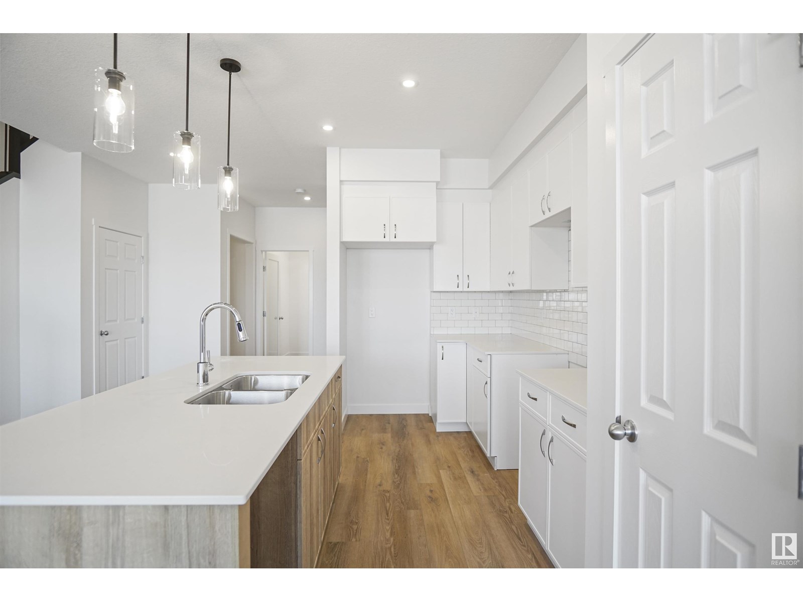 Photo 10 of 2266 194 A St Nw, Edmonton AB