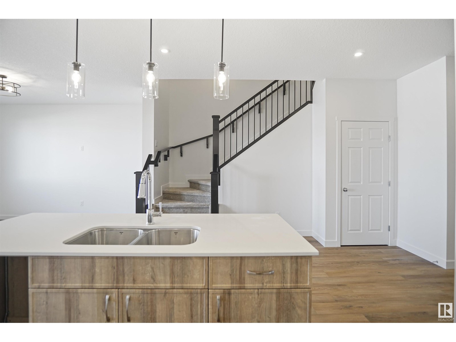 Photo 11 of 2266 194 A St Nw, Edmonton AB