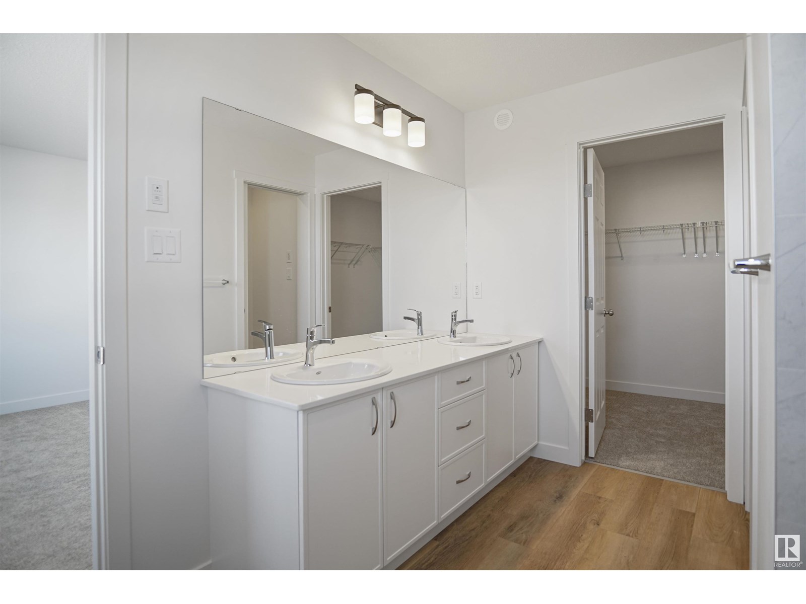 Photo 17 of 2266 194 A St Nw, Edmonton AB
