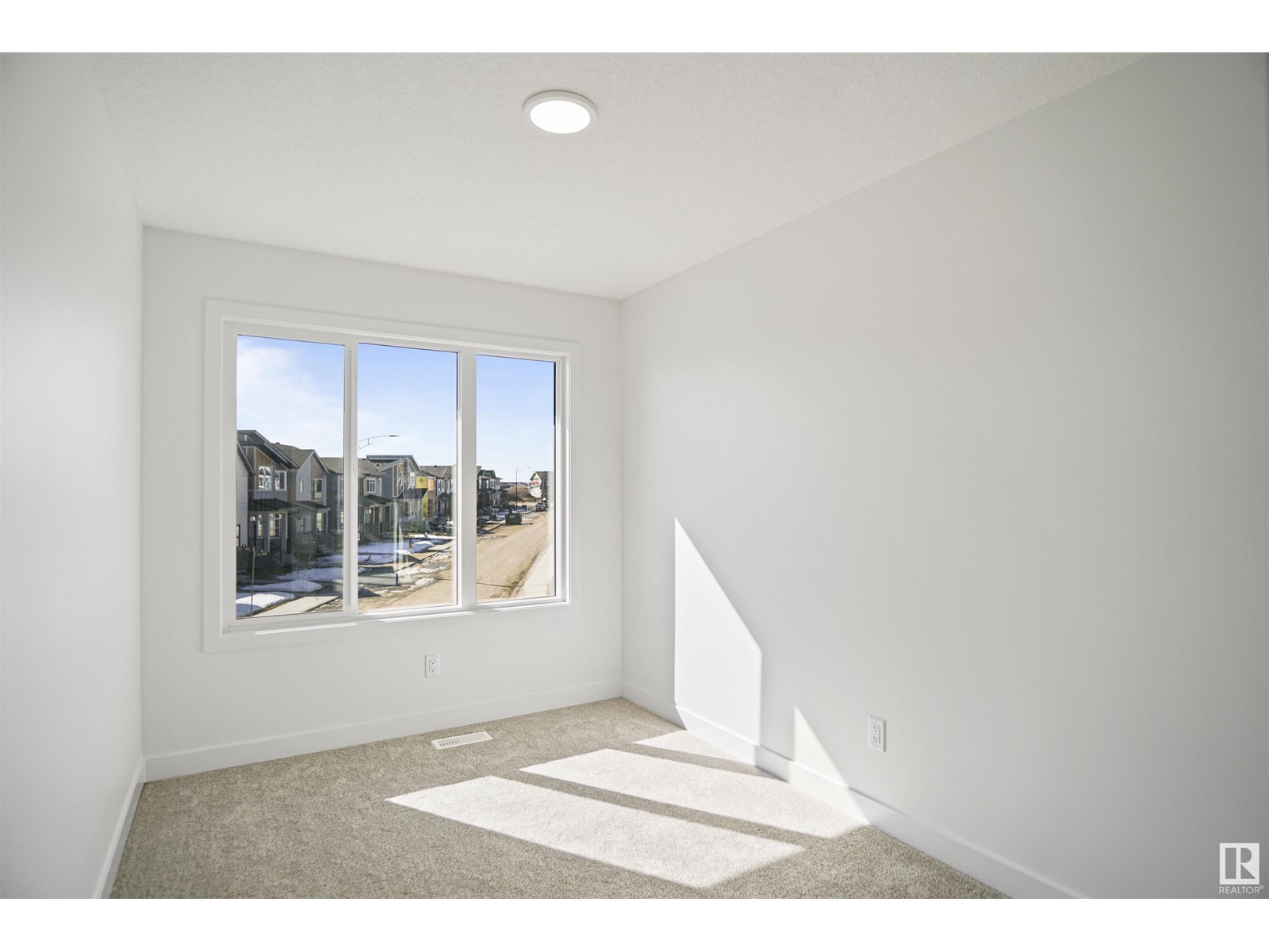 Photo 23 of 2266 194 A St Nw, Edmonton AB
