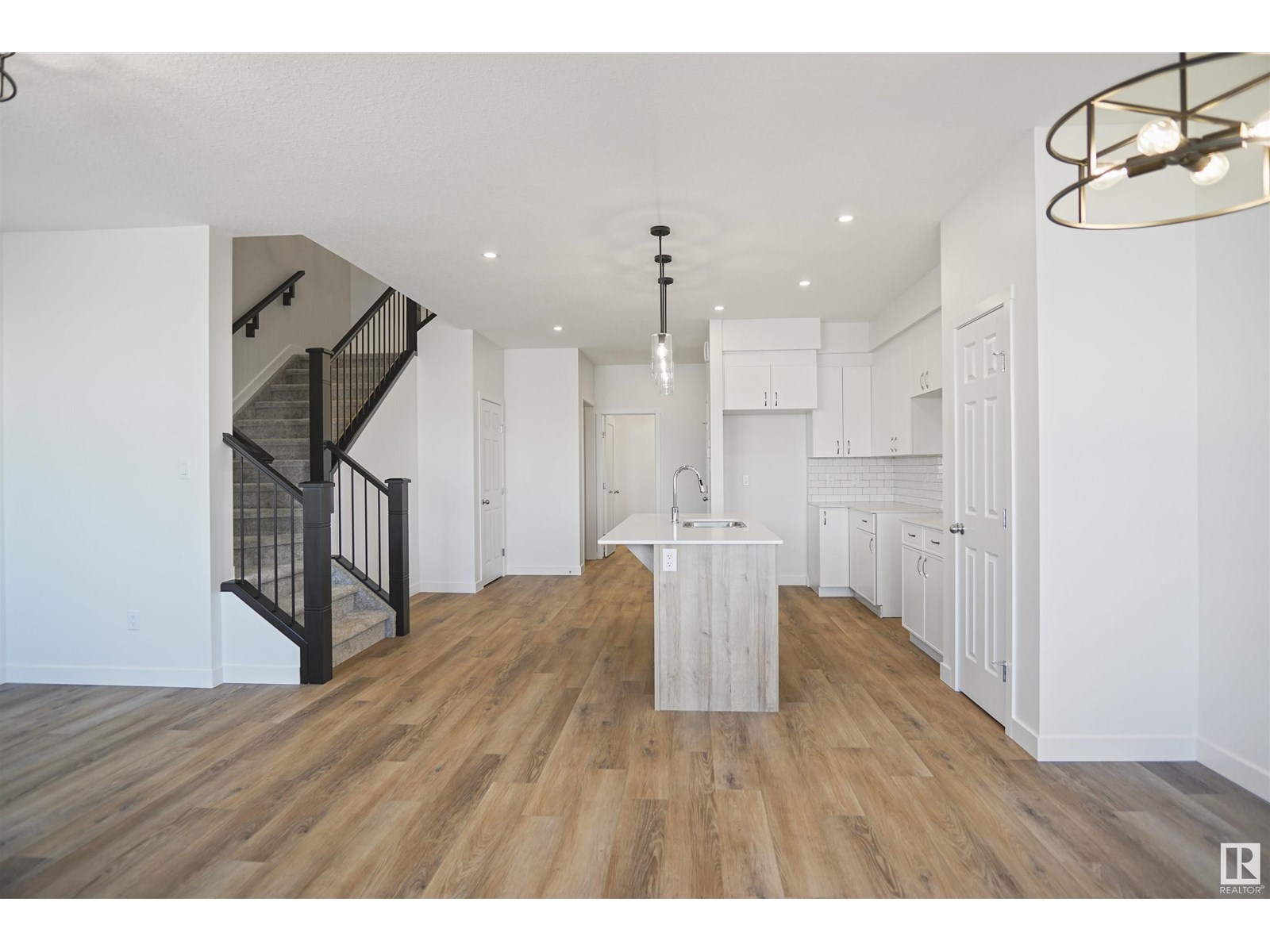 Photo 5 of 2266 194 A St Nw, Edmonton AB