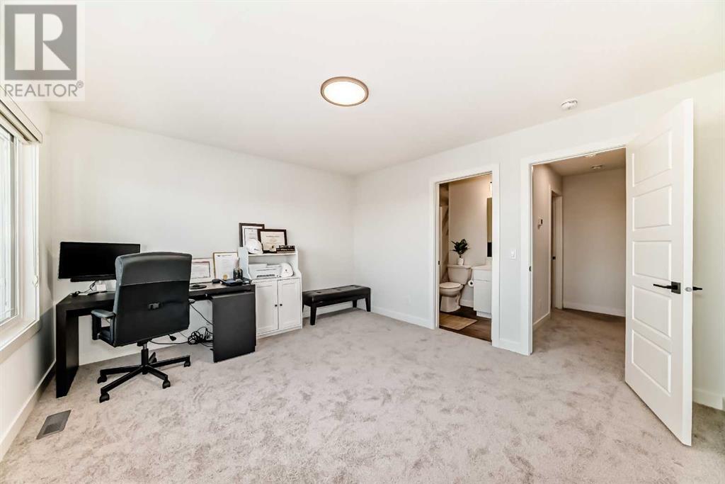Single Family House for Sale in  Ambleside Crescent NW Moraine Calgary 