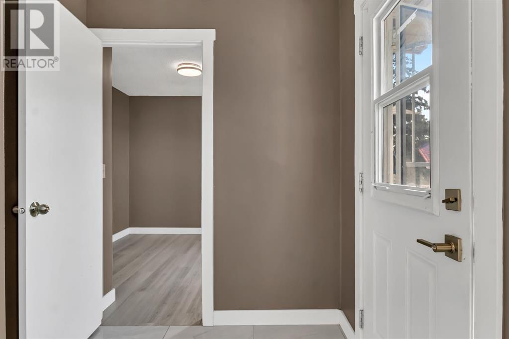 Single Family House Bungalow for Sale in  Castledale Way NE Castleridge Calgary 