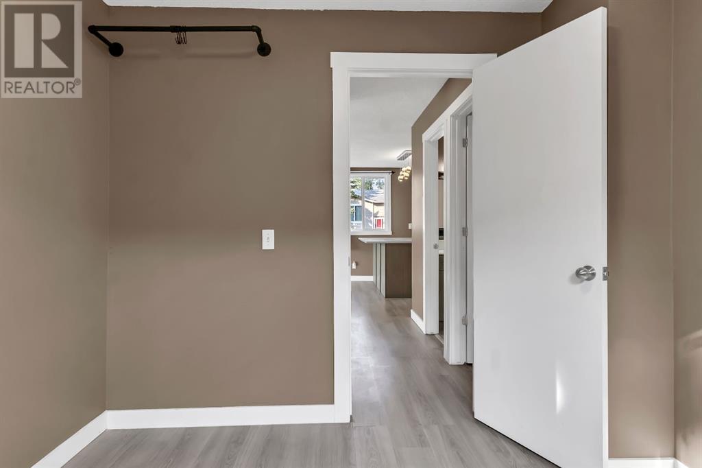 Single Family House Bungalow for Sale in  Castledale Way NE Castleridge Calgary 