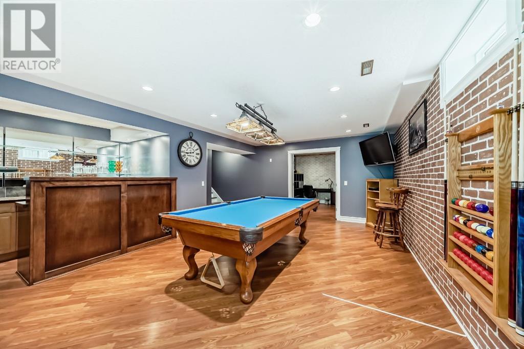 Single Family House for Sale in  Valhalla Crescent NW Varsity Calgary 