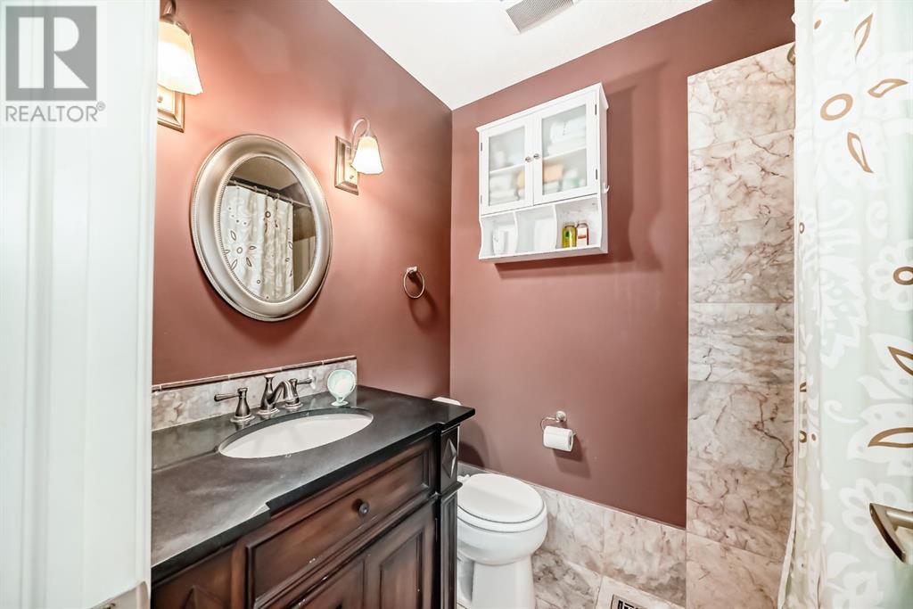 Single Family House for Sale in  Valhalla Crescent NW Varsity Calgary 