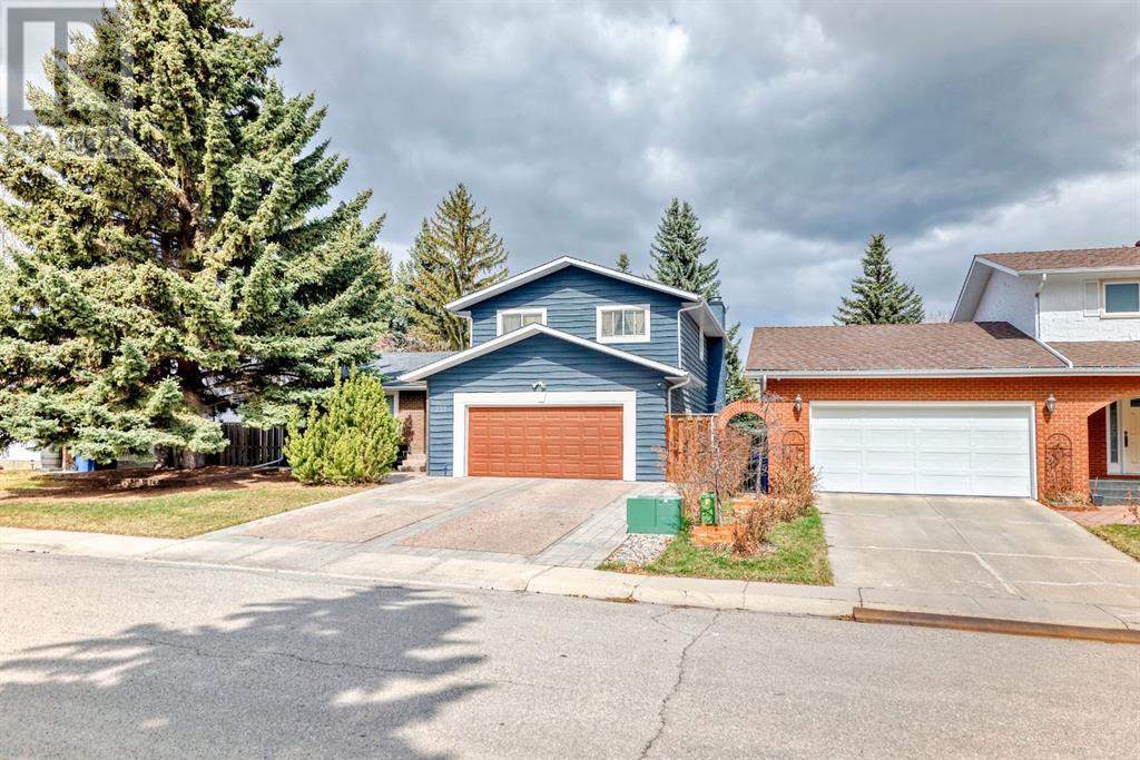 Single Family House for Sale in  Valhalla Crescent NW Varsity Calgary 