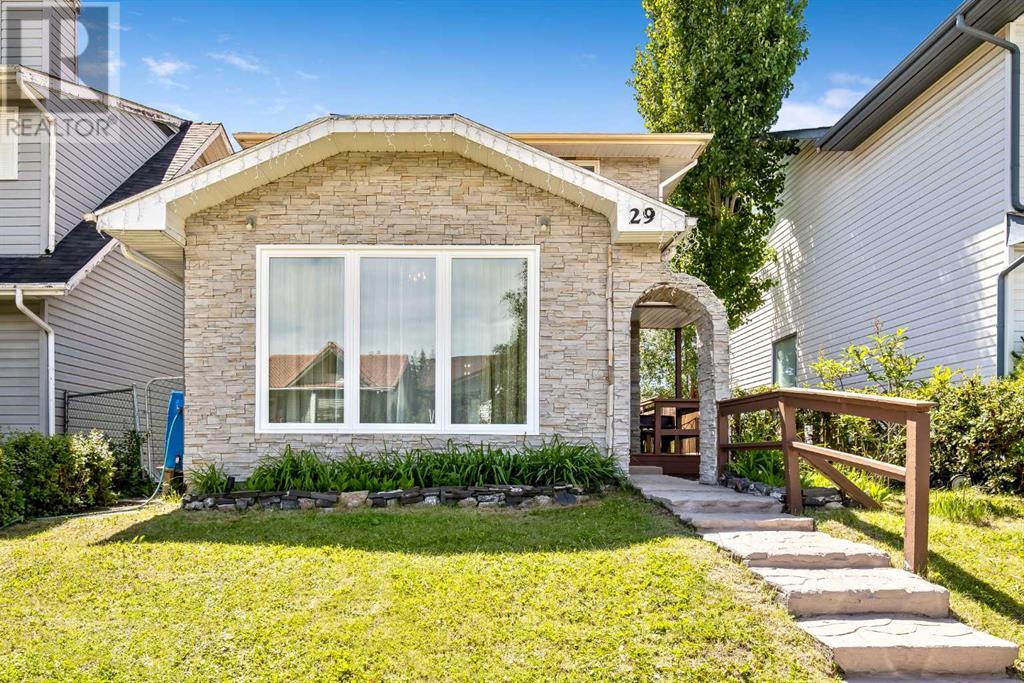 Single Family House for Sale in  Woodglen Crescent SW Woodbine Calgary 
