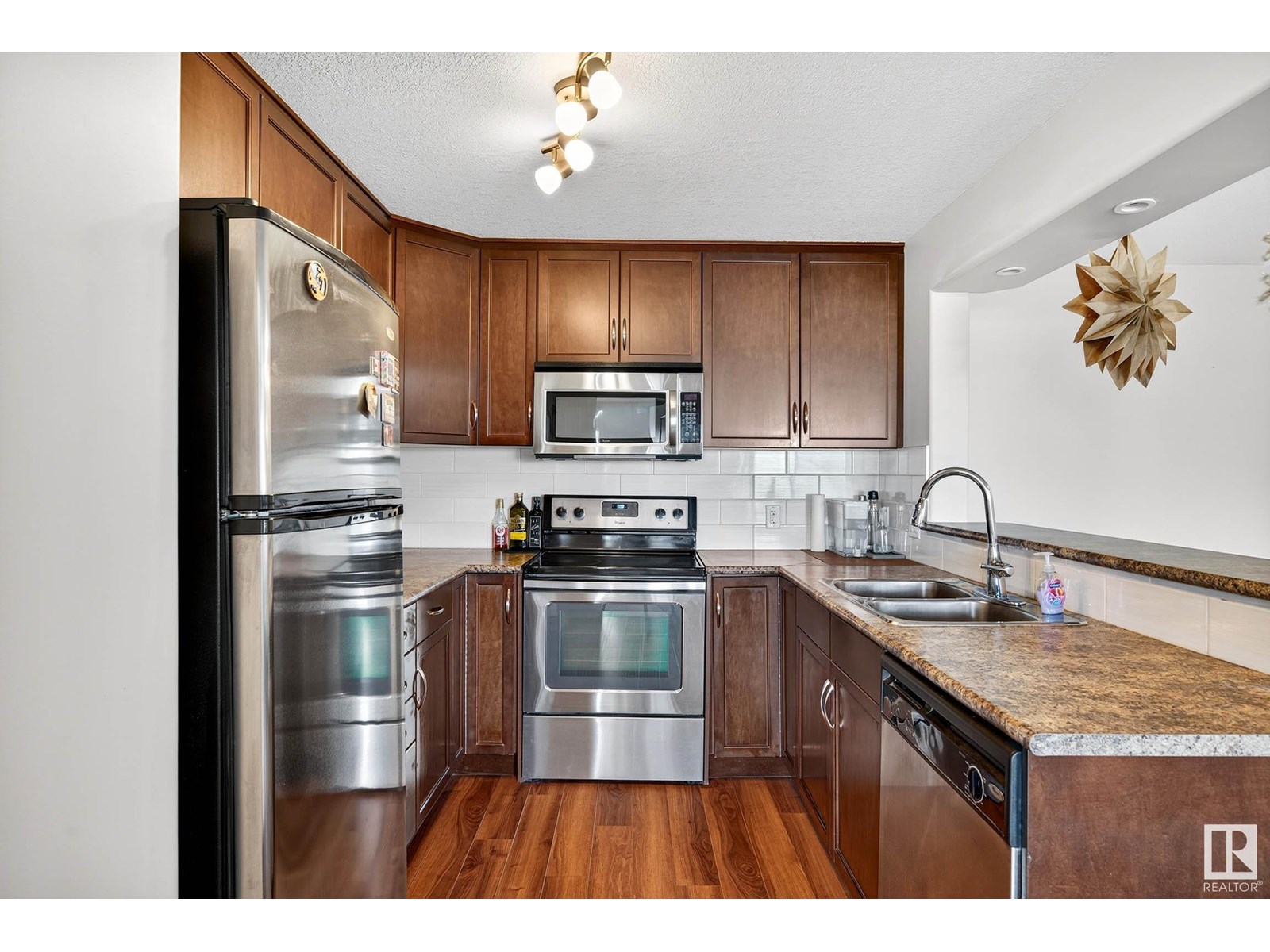 Photo 5 of 356 11517 Ellerslie Rd Sw, Edmonton AB