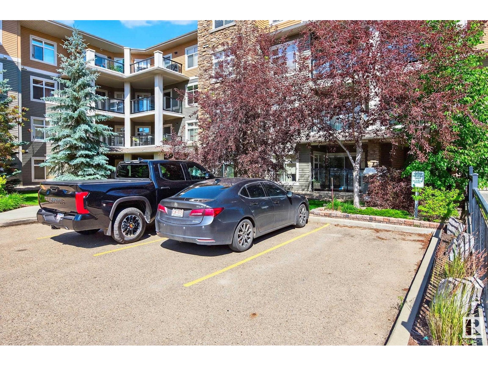 Photo 22 of 356 11517 Ellerslie Rd Sw, Edmonton AB