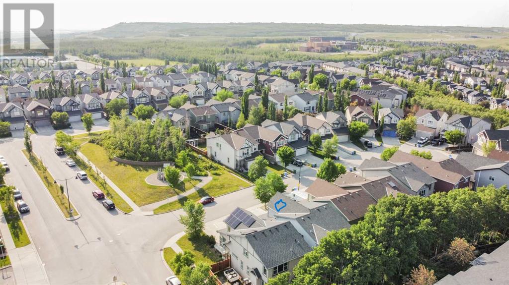 Single Family House for Sale in  Aspen Hills Court SW Aspen Woods Calgary 