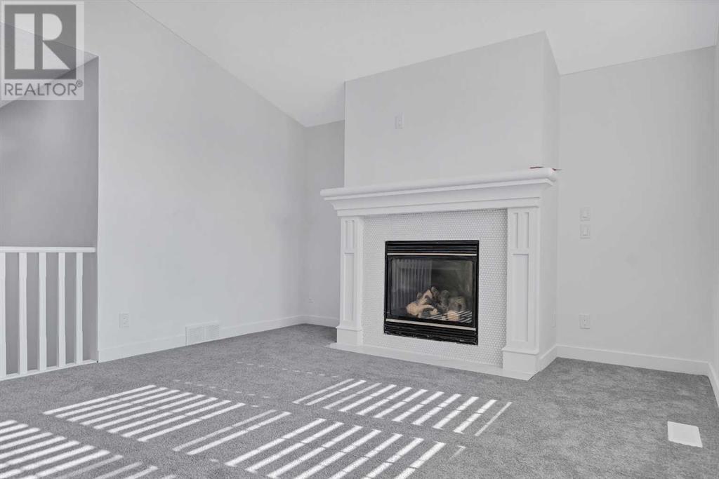 Single Family House for Sale in  Aspen Hills Court SW Aspen Woods Calgary 