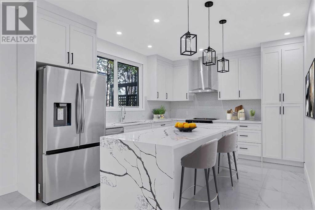 Single Family House for Sale in  Aspen Hills Court SW Aspen Woods Calgary 