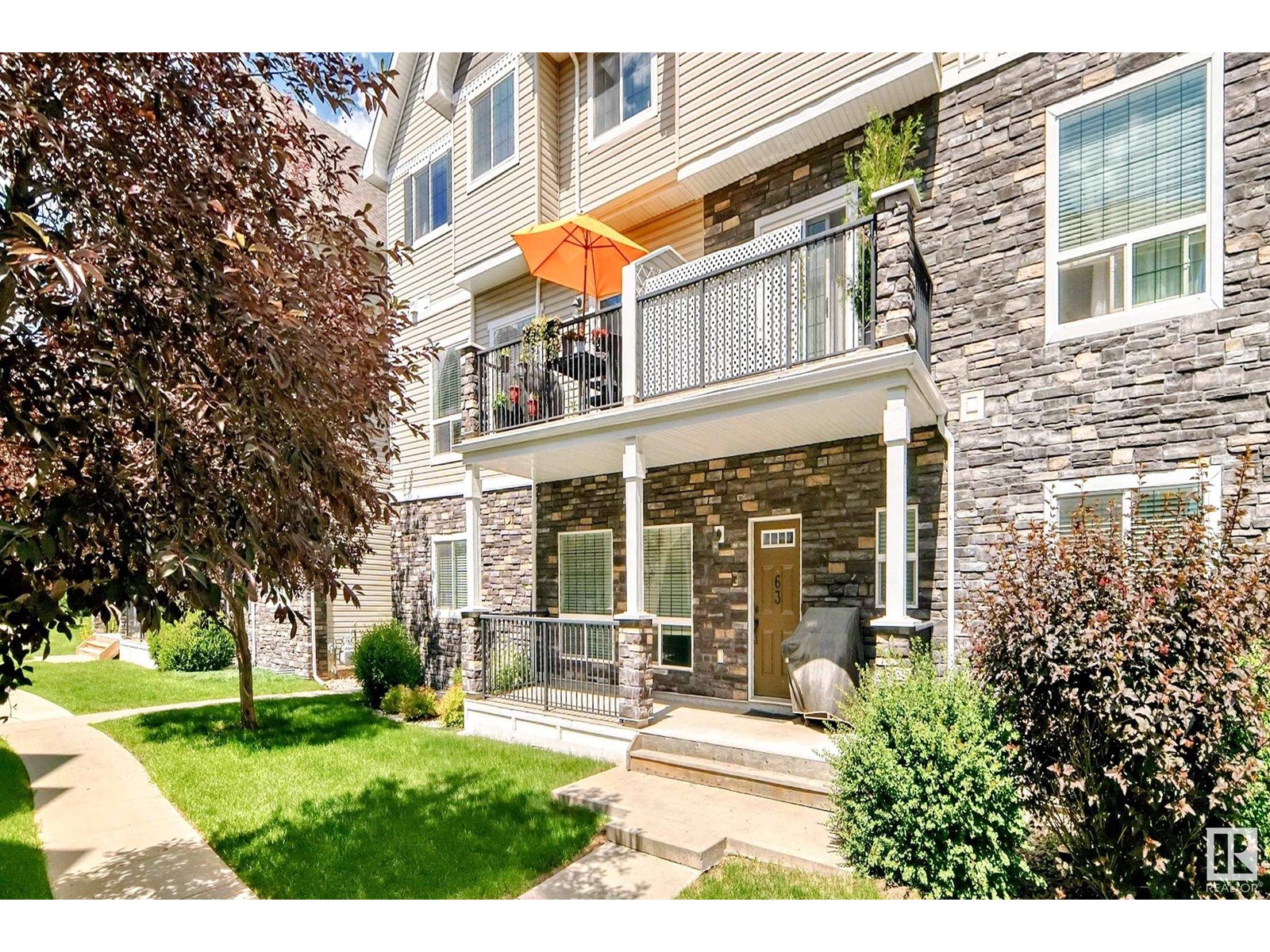 Photo 7 of 64 7293 South Terwillegar Dr Nw, Edmonton AB