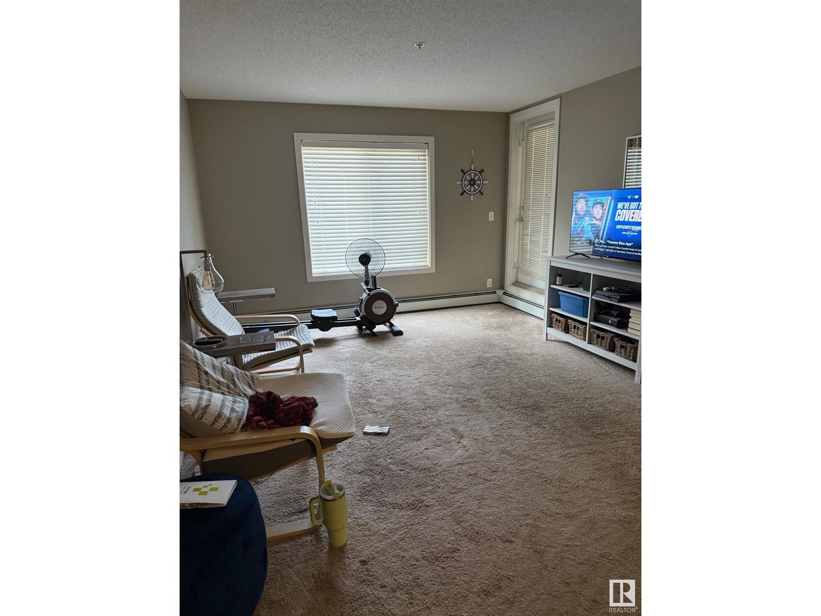 Photo 12 of 122 5816 Mullen Pl Nw, Edmonton AB
